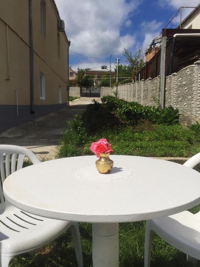 Holiday House Kutaisi Exterior photo